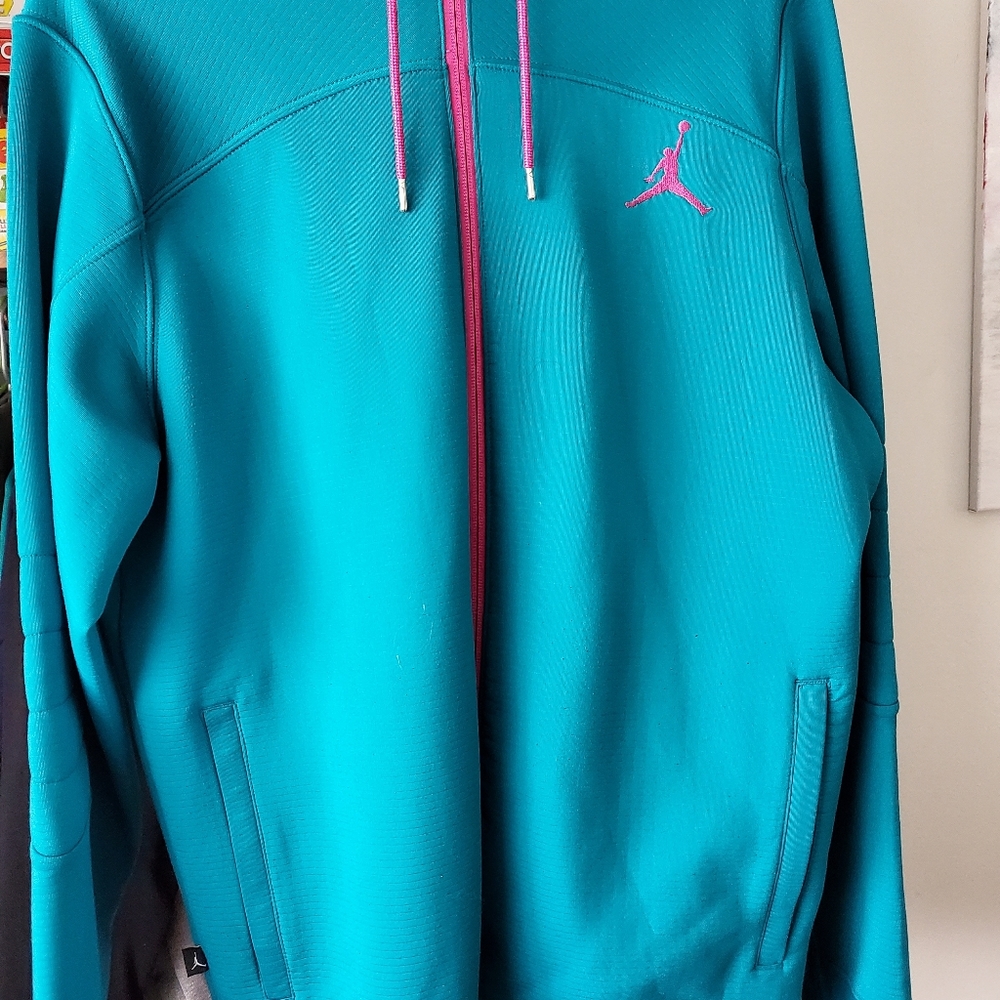 Men's Large Jordan Hoodie